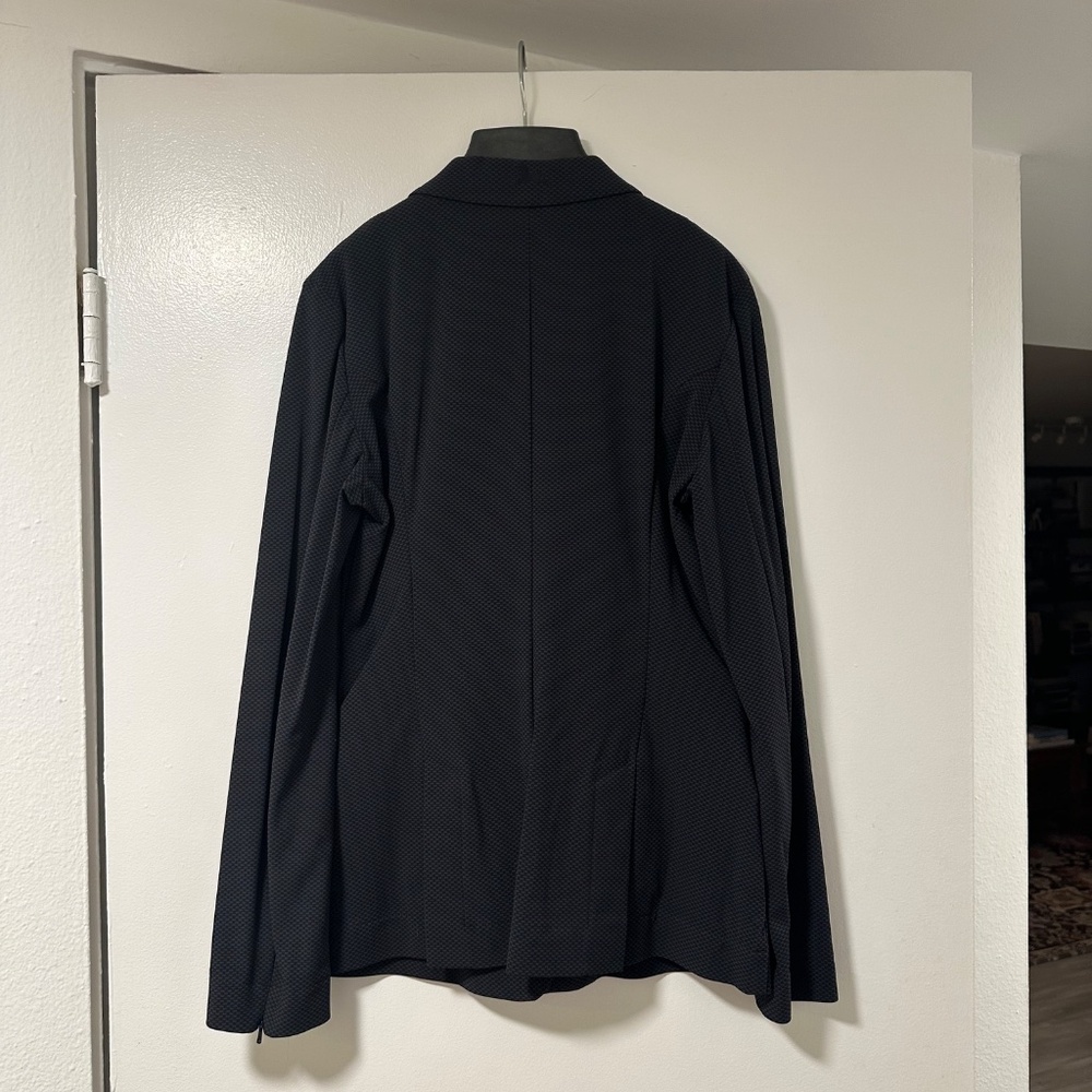 R.J. CLASSICS PALMETTO XTREME SOFT SHELL SHOW COAT - 6R BLACK TONAL - Picture 2 of 7